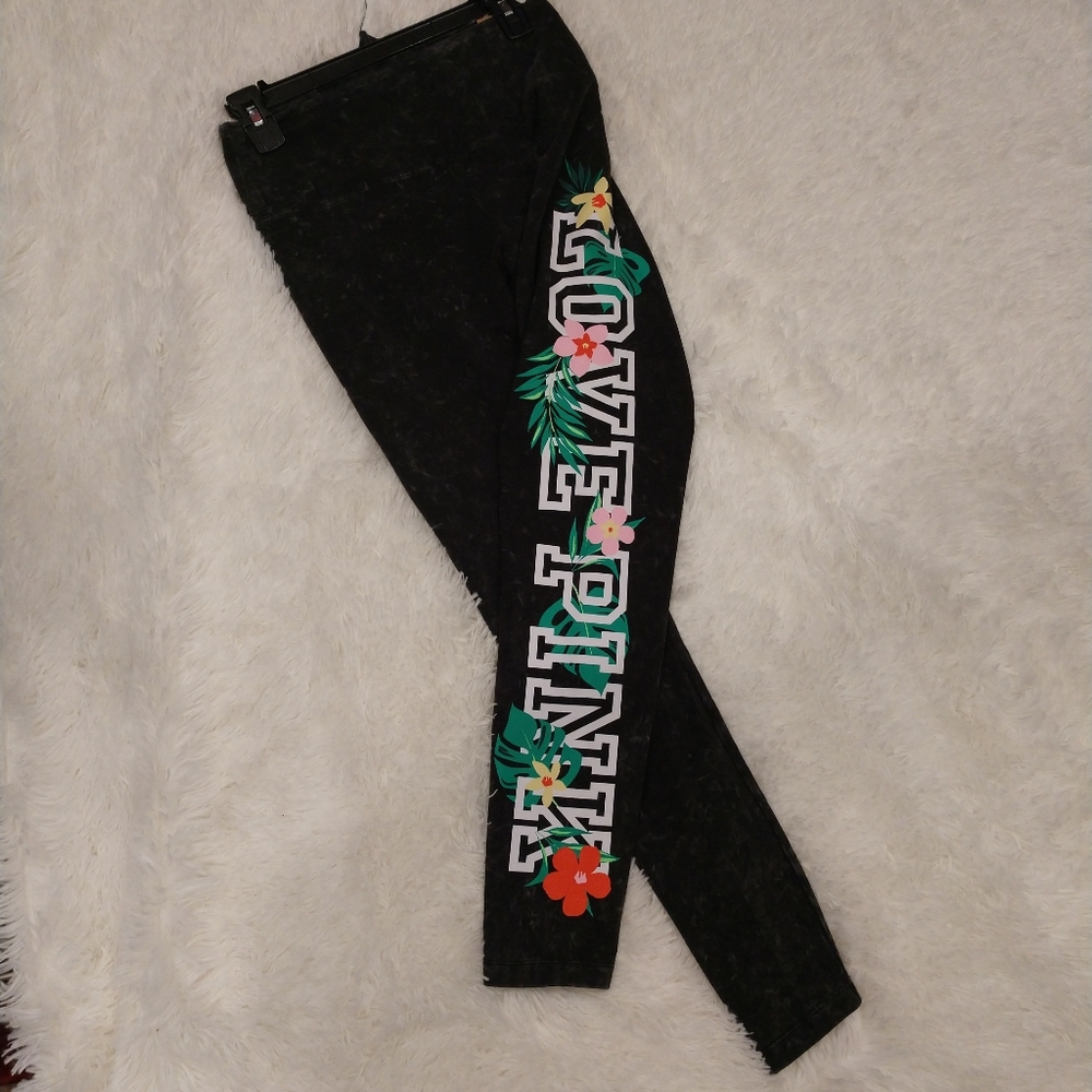 VS PINK NWT High Waist Leggings 🌺